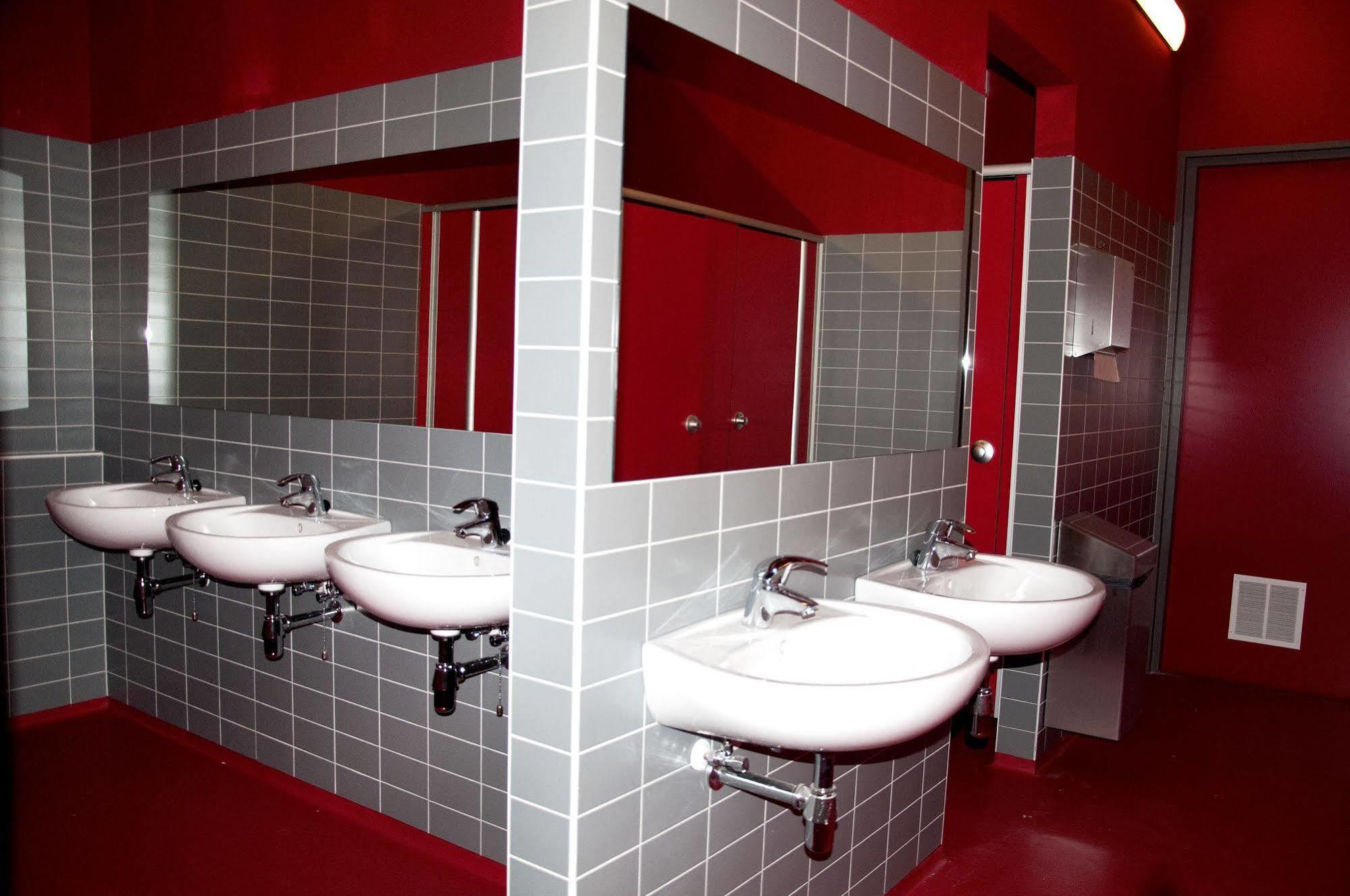 Stayokay Hostel Eindhoven - Blue Collar Eksteriør billede