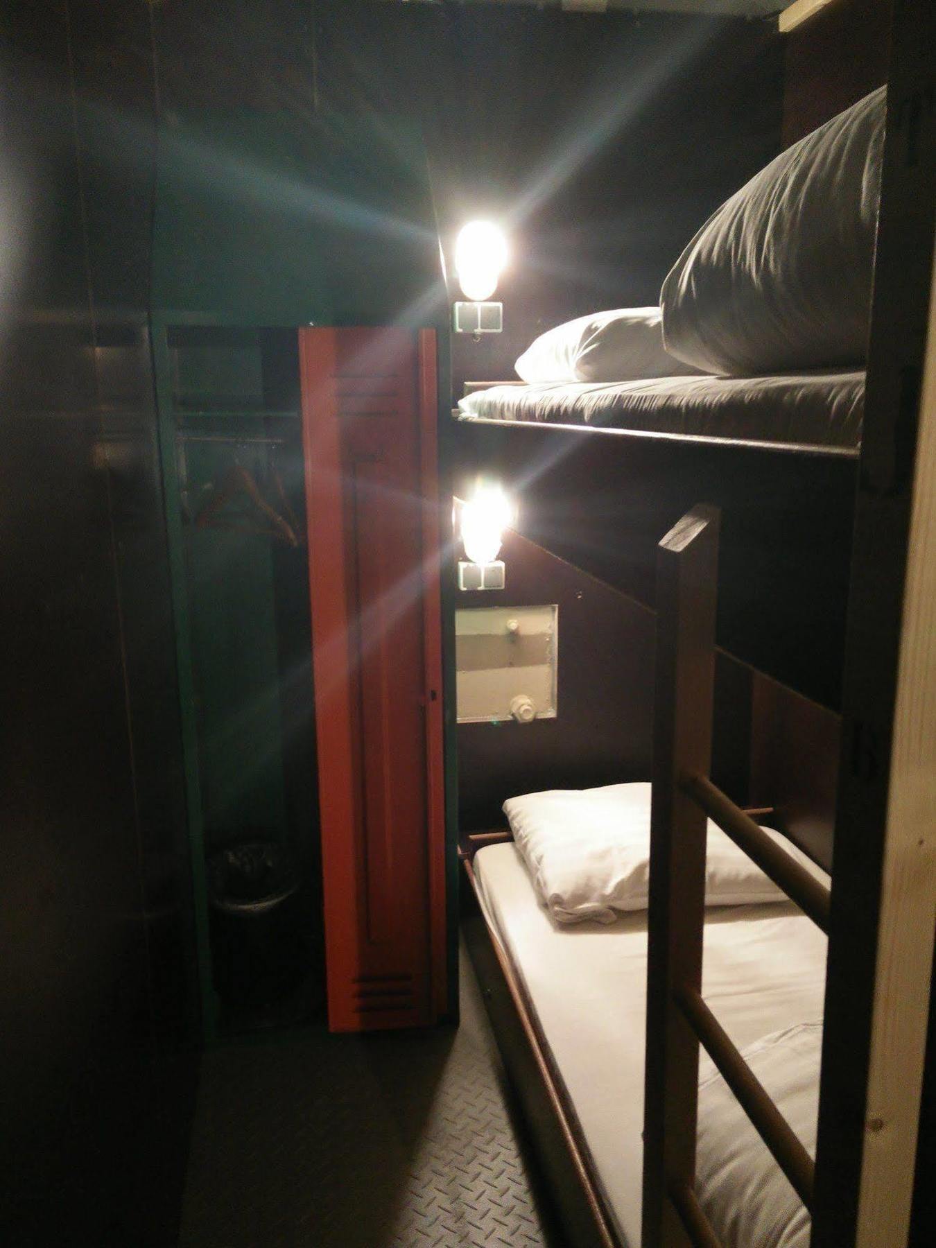 Stayokay Hostel Eindhoven - Blue Collar Eksteriør billede